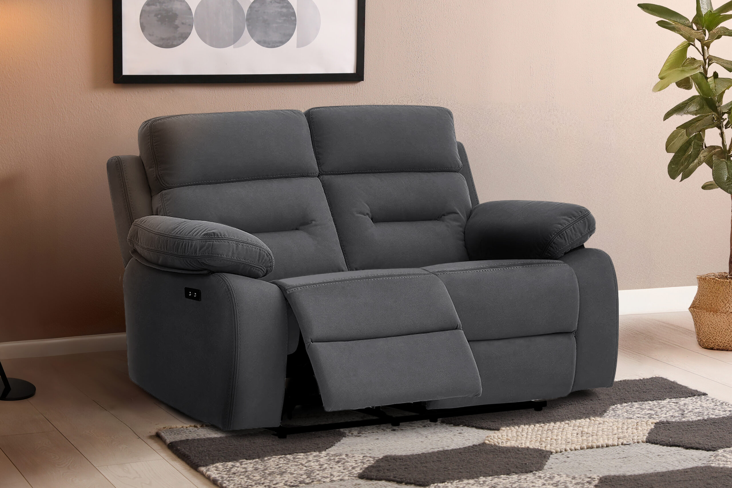 Love seat lifestyle 3