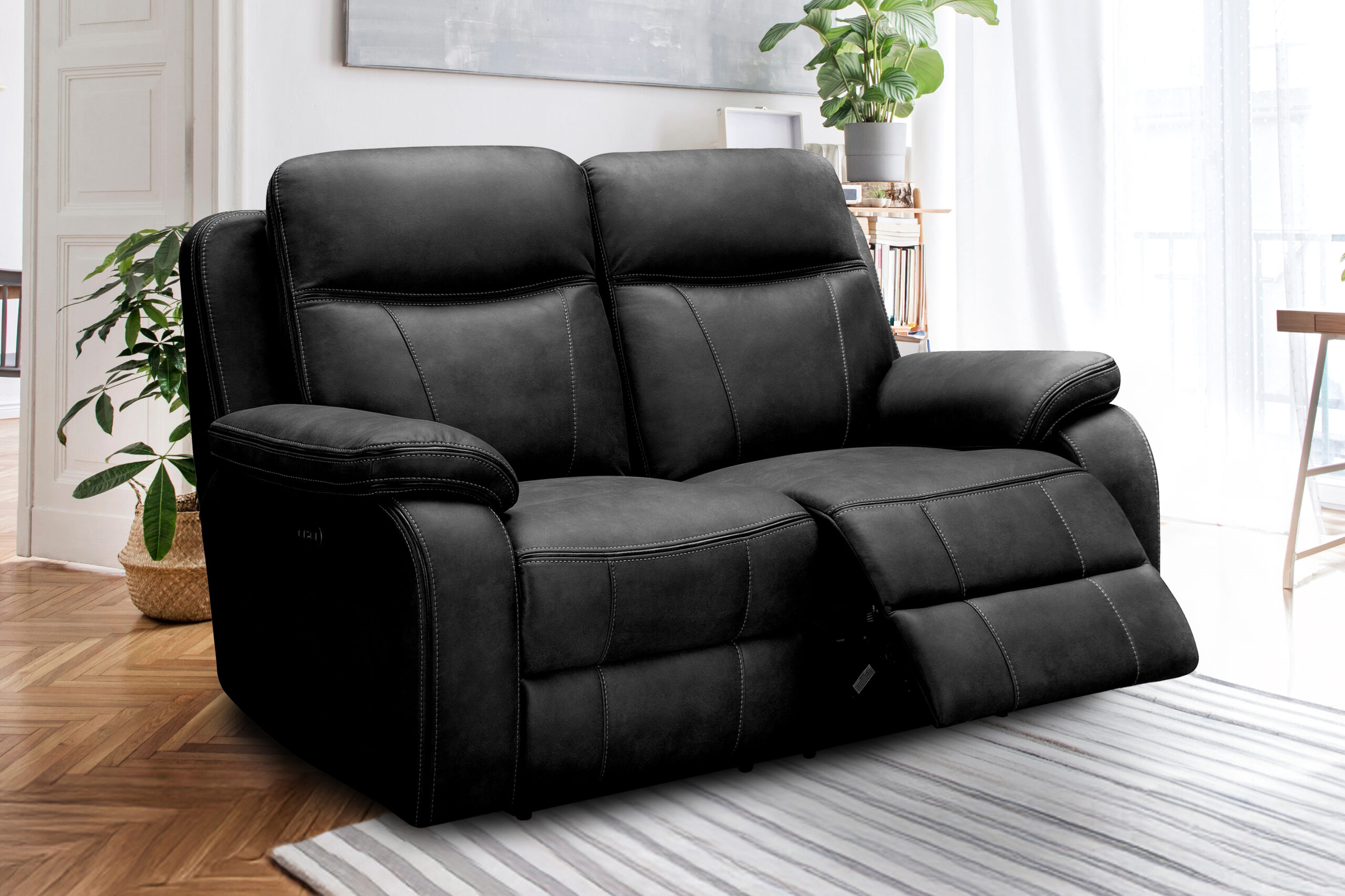 Loveseat lifestyle 3