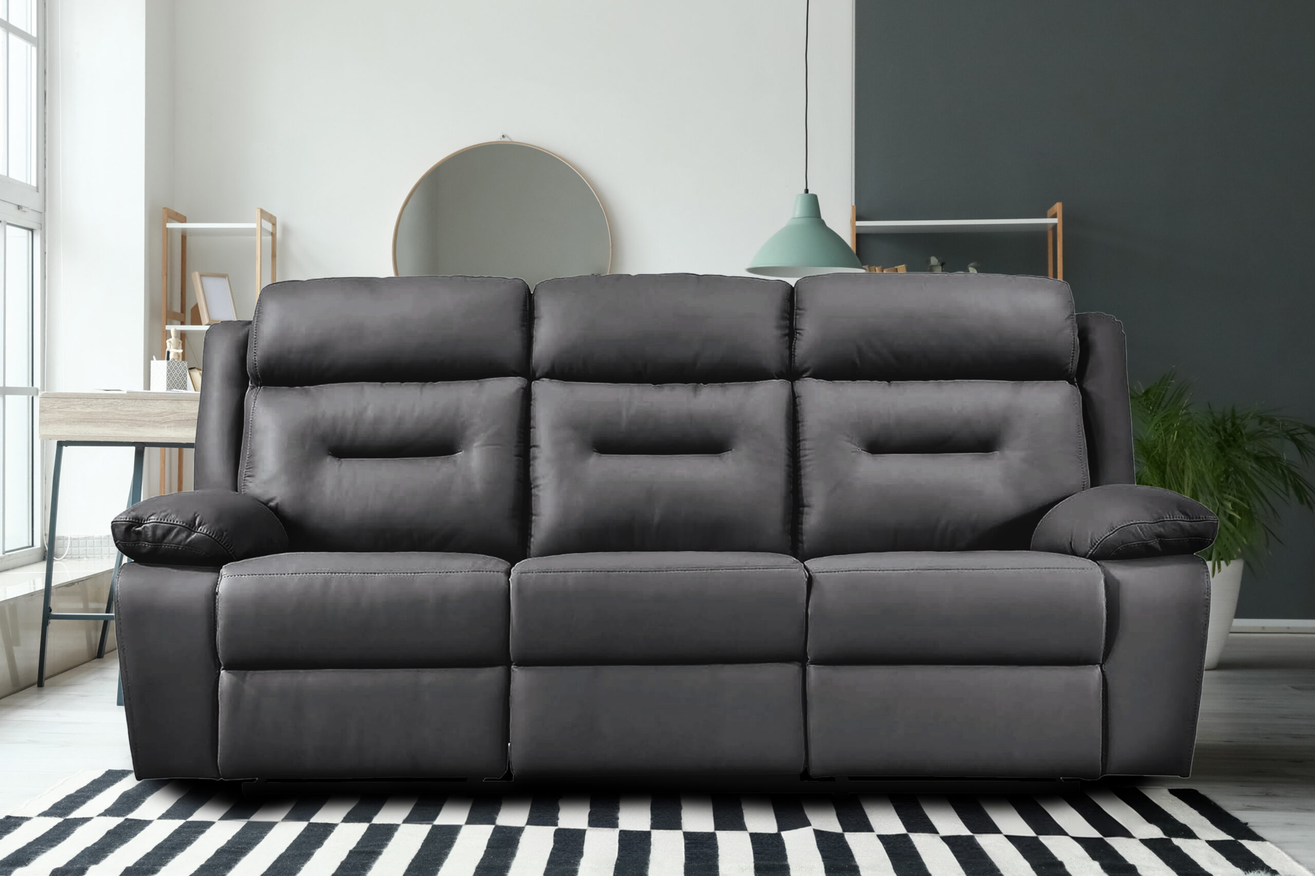 Three seat console lifestyle 1